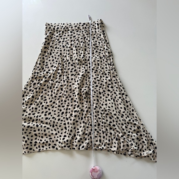 Lulu’s-Set a Trend-Dalmatian-Cheetah-Spot-Animal Print-Slip Style Skirt- Size S - Picture 4 of 14